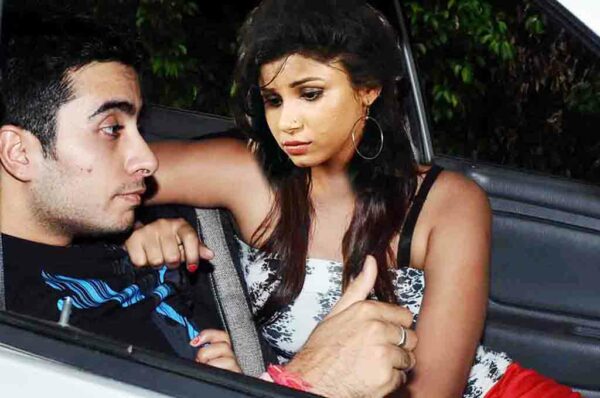 Extramarital Affair: पति बदलने की फितरत कहीं नहीं मिला सुकून