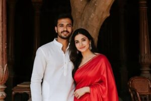 Love Stories in Hindi : प्रेमी जोड़े ने एक ही दुपट्टे से पेड़ पर लटककर दी जान
