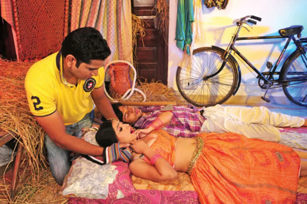 Hindi Crime Stories: परिवार में अपराध – हादसे का दर्द, मुकदमे का बोझ