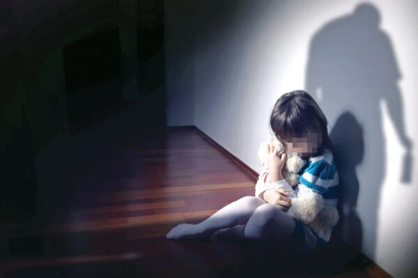 Child Safety: सावधान – सुरक्षित नहीं है आपके बच्चे