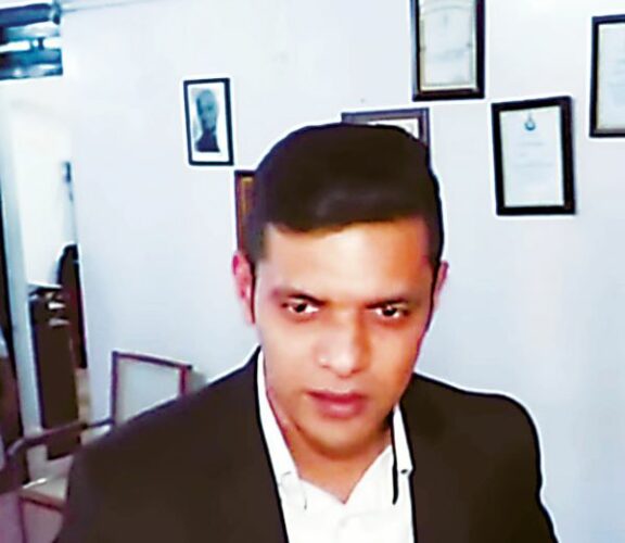 advocate-ajhar-meer