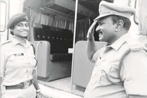 Inspiring Story : DSP बनी बेटी को देख इंस्पेक्टर पिता ने गर्व से किया सैल्यूट