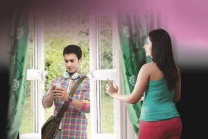 Romantic Story: खिड़की मोहब्बत वाली