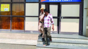 Hospital Violence : मरीज का हंगामा, महिला डौक्टर से मारपीट